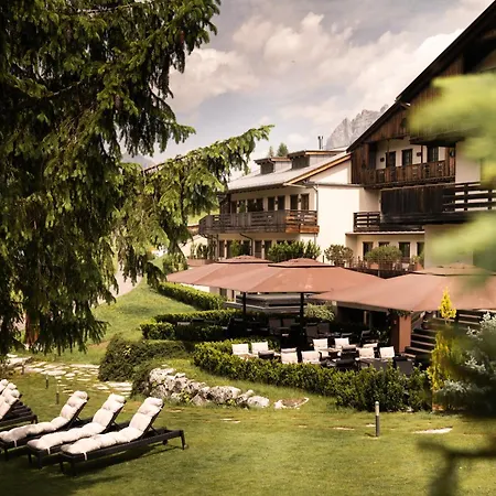 Rosapetra - Small Luxury Of The World Cortina dʼAmpezzo