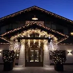 Rosapetra - Small Luxury Of The World Hotel Cortina dʼAmpezzo