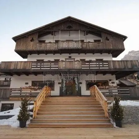 Rosapetra - Small Luxury Of The World Cortina dʼAmpezzo