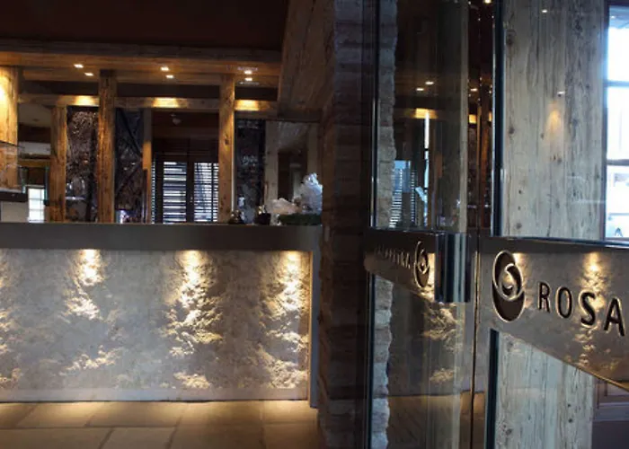 Rosapetra - Small Luxury Of The World קורטינה ד'אמפזו