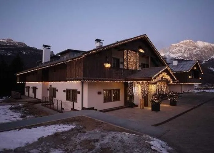 Rosapetra - Small Luxury Of The World קורטינה ד'אמפזו